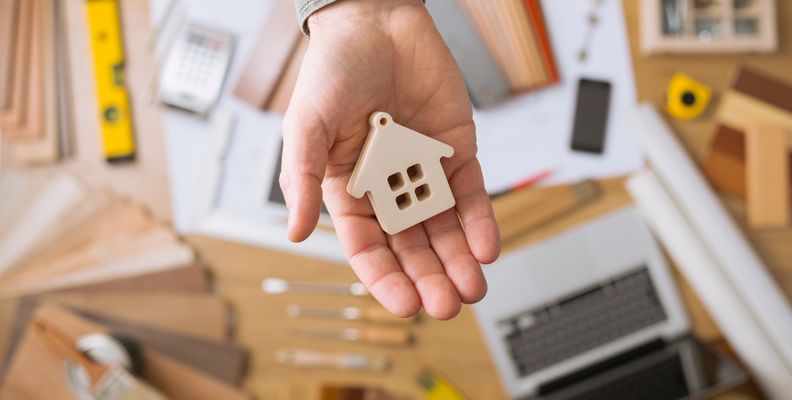 Jak wybrać odpowiedni kredyt na remont domu lub mieszkania?