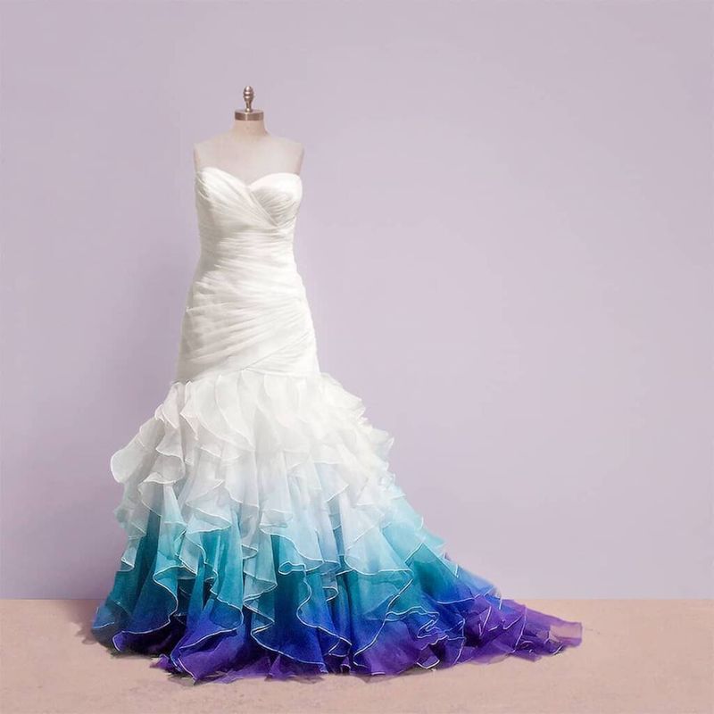 10 Astonishing Wedding Dresses. The Artist Creates Them in a Number of ...