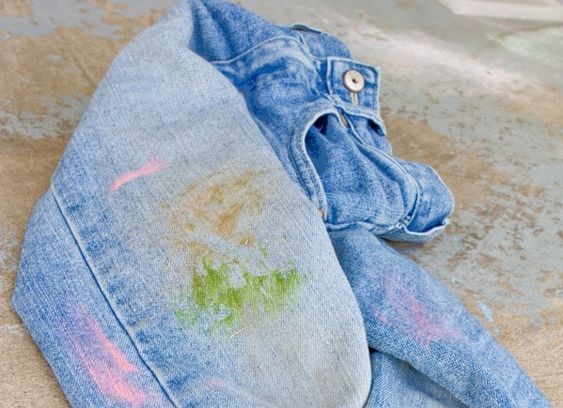 Tips for Removing Grass Stains On Your Favorite Blue Jeans