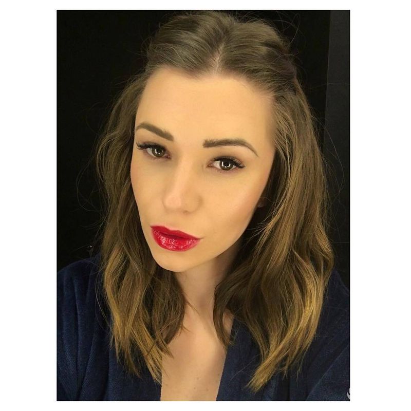 Agnieszka Szczurek w mocnym makijażu