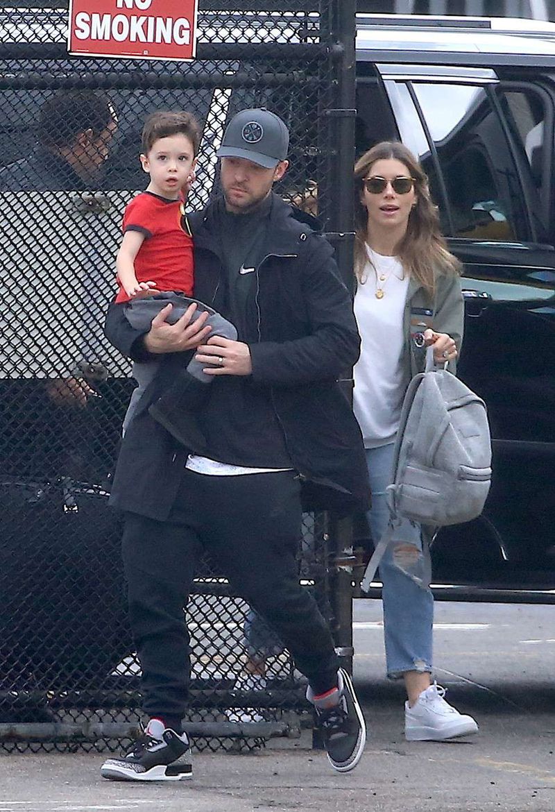 Justin Timberlake i Jessica Biel z synem przyłapani przez paparazzi