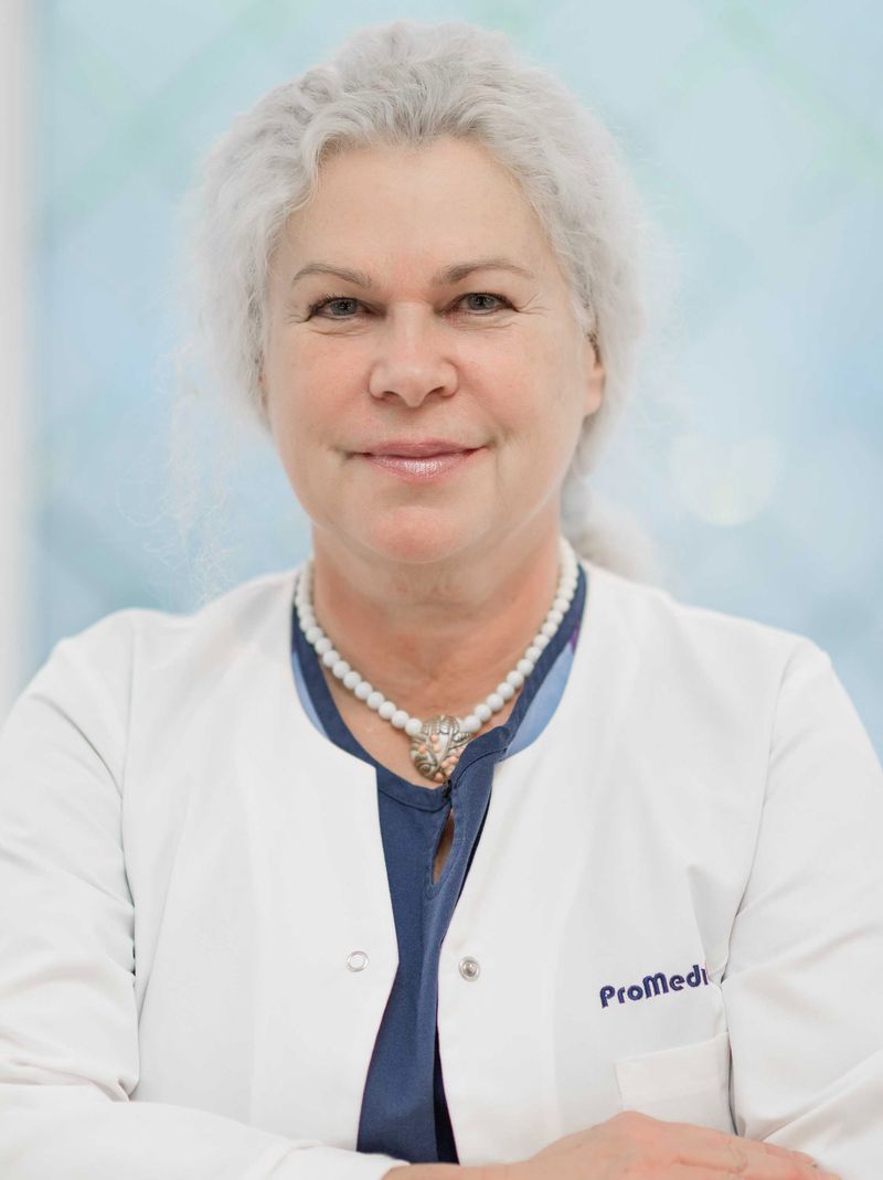 dr n. med. Małgorzata Chomicka-Janda, specjalista chirurgii plastycznej<br>w Klinice Promedion, www.klinikapromedion.pl