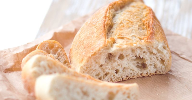 Dziury w chlebie – Pyszności; foto: Canva
