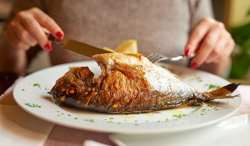 Dieta zakłada jedzenie tłustych ryb – Pyszności; foto: Canva