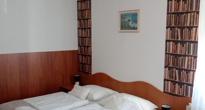 Pokoj s manželskou postelí (s možností přistýlky) - Siesta Vendégház Miskolctapolca, foto 1