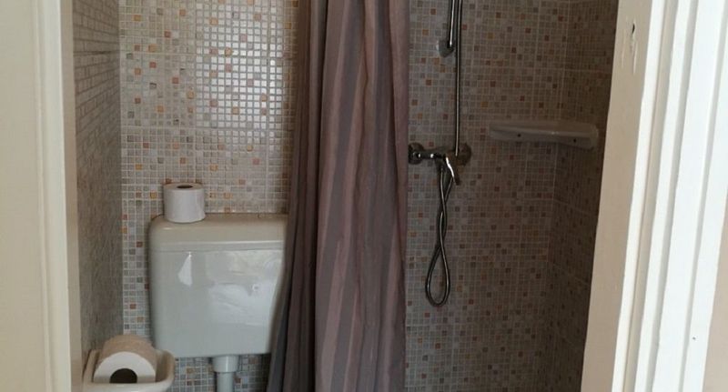 Pokoj s balkónem s manželskou postelí na poschodí (s možností přistýlky) - Mátyás Király Vendégház Dorog, foto 1