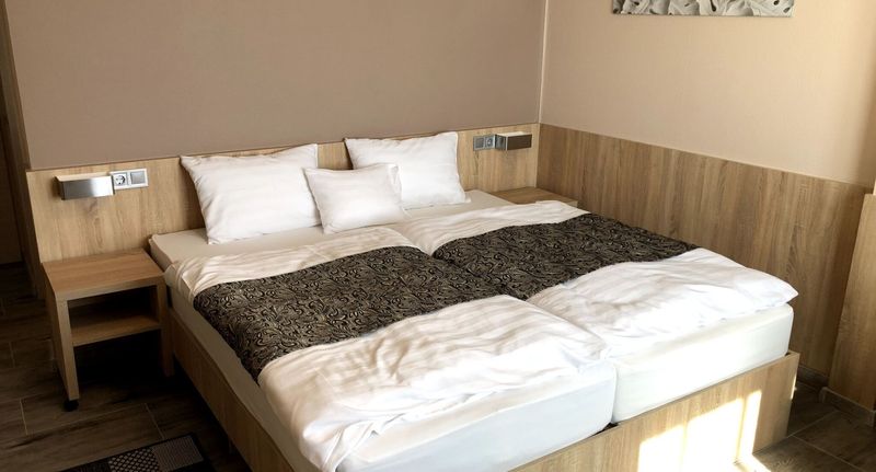 Pokoj pro 2 os. (s možností přistýlky) - Katalin Motel Berettyóújfalu, foto 1