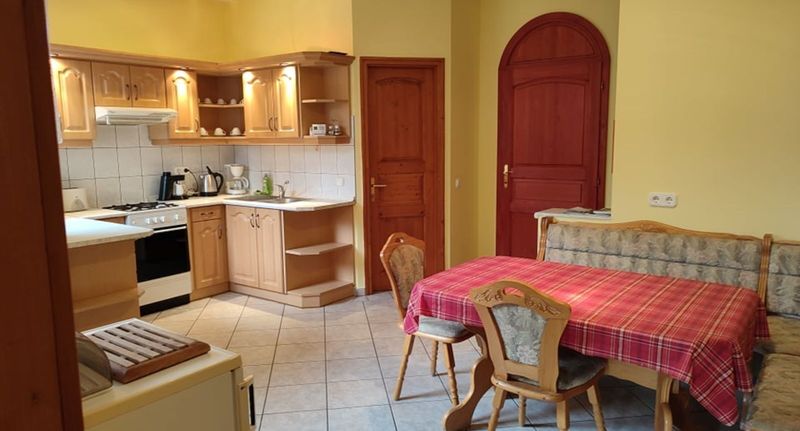 Family Apartman s balkónem pro 6 os. se 2 ložnicemi (s možností přistýlky) - Abigél Thermalapartman Bük, foto 1