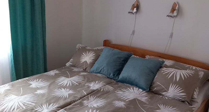 Pokoj s balkónem pro 4 os. (s možností přistýlky) - Kormos Vendégház Szilvásvárad, foto 1