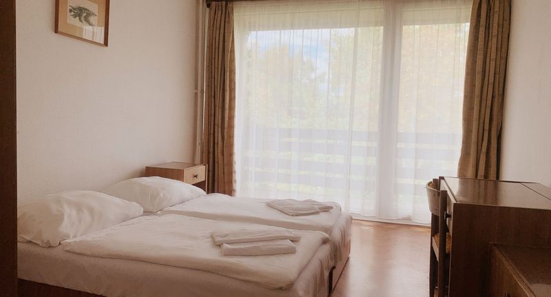 Apartman s balkónem pro 5 os. se 2 ložnicemi s výhledem na jezero - Riviéra Park Hotel Balatonföldvár, foto 1
