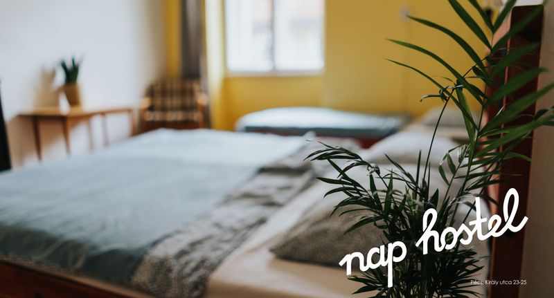 Turistický Pokoj s manželskou postelí s výhledem na město (s možností přistýlky) - Nap Hostel Pécs, foto 1