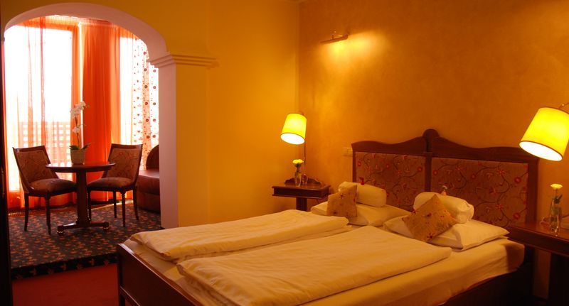 Superior Suita s manželskou postelí s 1 ložnicí (s možností přistýlky) - Amira Boutique Hotel Hévíz Wellness & Spa, foto 1