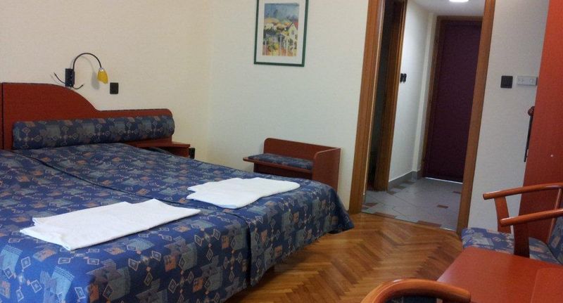 Standard V novém křídle Pokoj pro 2 os. (s možností přistýlky) - Fenyves Hotel Békéscsaba, foto 1