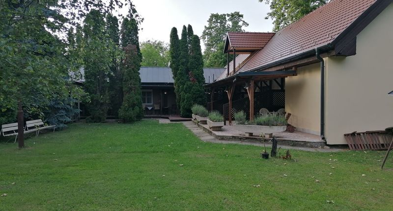Classic Apartman pro 4 os. se 2 ložnicemi na přízemí - Aszfalt Panzió Balatonföldvár, foto 1