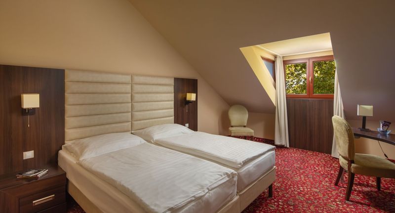 Standard Pokoj pro 2 os. - Kristály Imperial Hotel Tata, foto 1