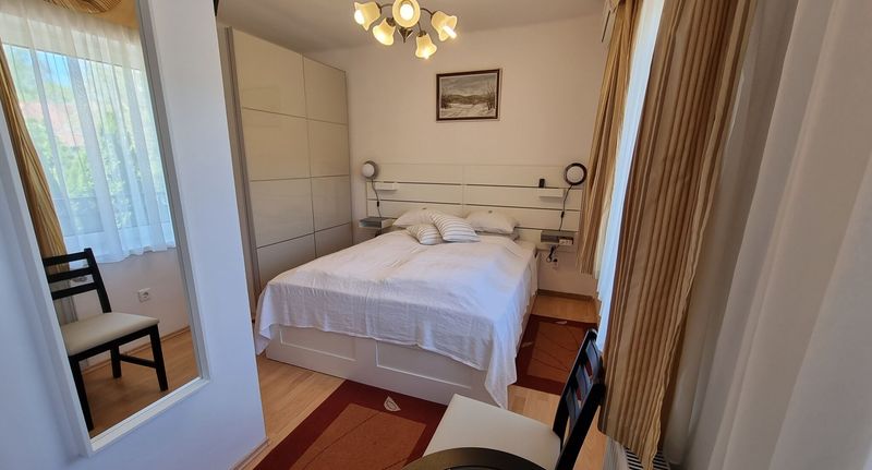 Pokoj s klimatizací s manželskou postelí na poschodí - Abigél Vendégház Miskolctapolca, foto 1