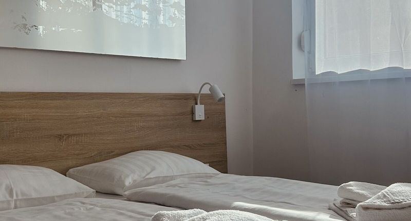 Pokoj s manželskou postelí - Öreg-tó Hotel Tata, foto 1