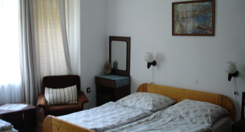 Standard Pokoj pro 4 os. na přízemí - Aszfalt Panzió Balatonföldvár, foto 1