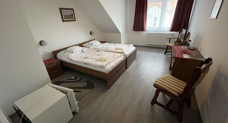Standard Pokoj pro 2 os. - Koller Panzió Étterem Bonyhád, foto 1