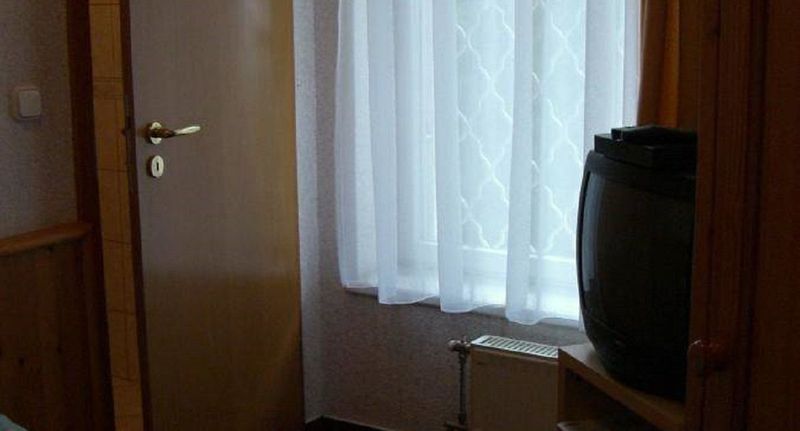 Pokoj s manželskou postelí na přízemí - Napfürdő Vendégház Mezőkövesd, foto 1