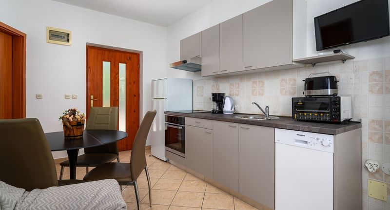 A3 Apartman s manželskou postelí s 1 ložnicí s výhledem na moře - Apartmani Lara Labin, foto 1