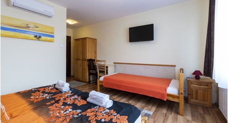 Classic Pokoj s koupelnou s manželskou postelí - Szekér Fogadó és Étterem Bátonyterenye, foto 1