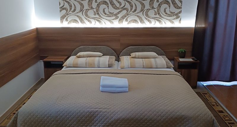 Apartman s koupelnou pro 3 os. s 1 ložnicí na přízemí - Boglárka Vendégház Mosonmagyaróvár, foto 1