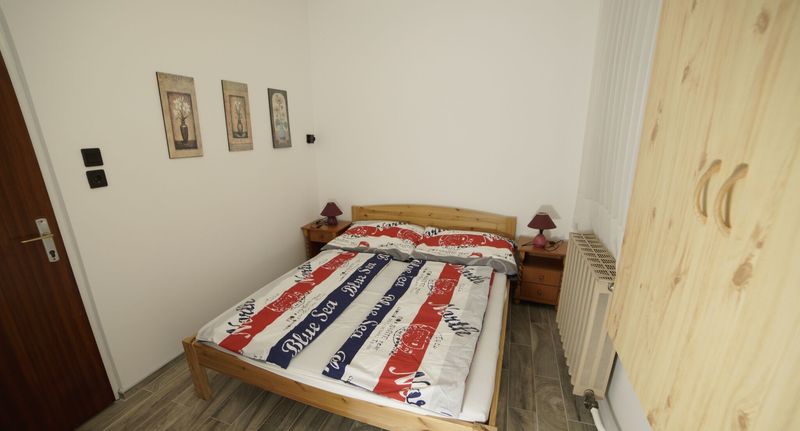 Economy Pokoj s manželskou postelí na poschodí - Tókert Fogadó Nagymányok, foto 1