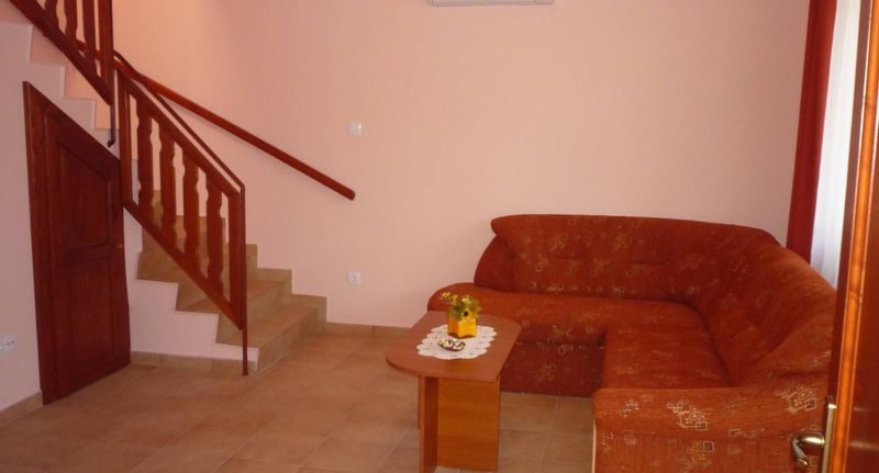 Apartman pro 3 os. s 1 ložnicí (s možností přistýlky) - Árnyas Thermal Camping és Üdülőpark Püspökladány, foto 1
