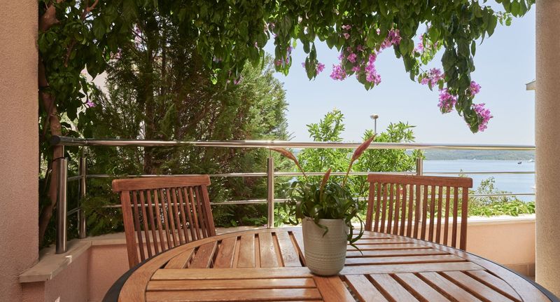 Komfort Apartman pro 4 os. se 2 ložnicemi s částečným výhledem na moře (s možností přistýlky) - Apartmani Viktoria Trogir, foto 1
