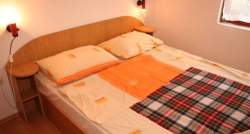 33 Apartman s manželskou postelí s 1 ložnicí s výhledem na moře (s možností přistýlky) - Apartmani Zdenko Njivice, foto 1