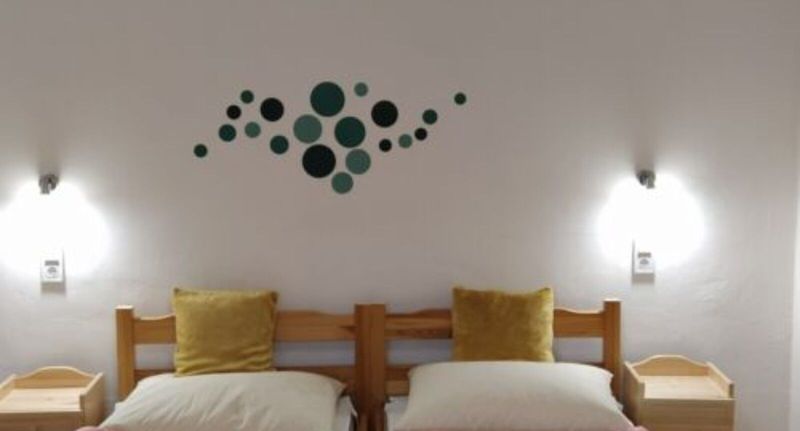 Č. 3 s výhledem na dvůr Apartman pro 3 os. s 1 ložnicí (s možností přistýlky) - Cserépdarabok Vendégház Cserépfalu, foto 1