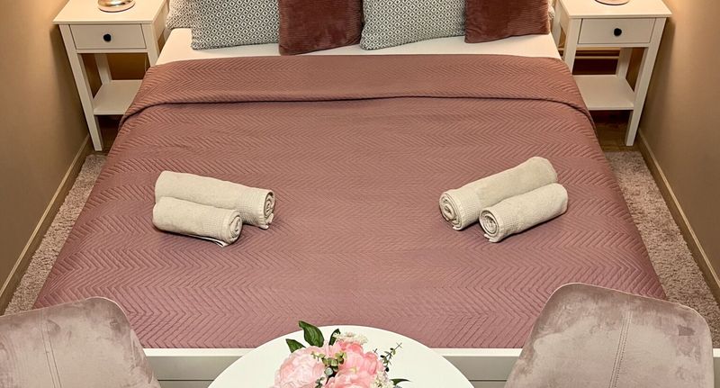 Standard Pokoj s manželskou postelí v podkroví - Székely Vendég- és Apartmanház Siófok, foto 7