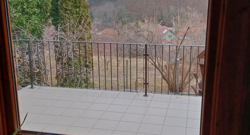 "B" Apartman pro 4 os. s 1 ložnicí s výhledem na hory (s možností přistýlky) - Anna Apartman Parádsasvár, foto 1