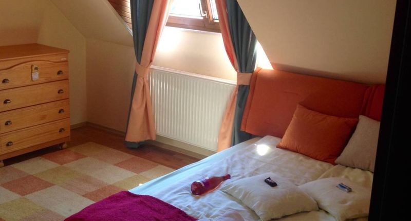Pokoj s klimatizací pro 2 os. s panoramou - Nyugalom Szigete Vendégház Szigliget, foto 1