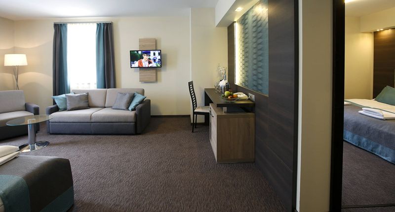 Premier Rodinný Suita pro 4 os. se 2 ložnicemi (s možností přistýlky) - Hotel Villa Völgy Eger, foto 1