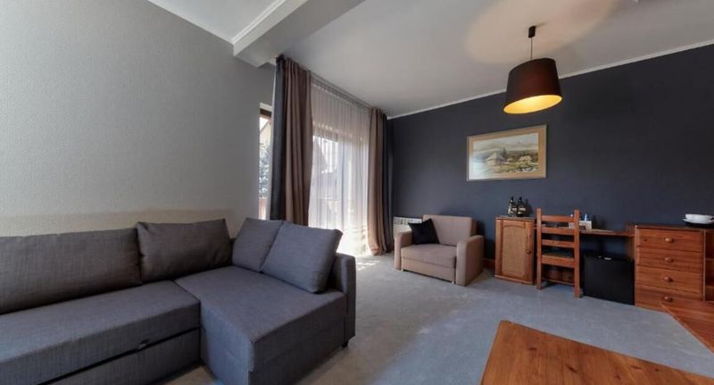 Apartman s balkónem s koupelnou pro 4 os. s 1 ložnicí - Hotel Skalny Zakopane, foto 1