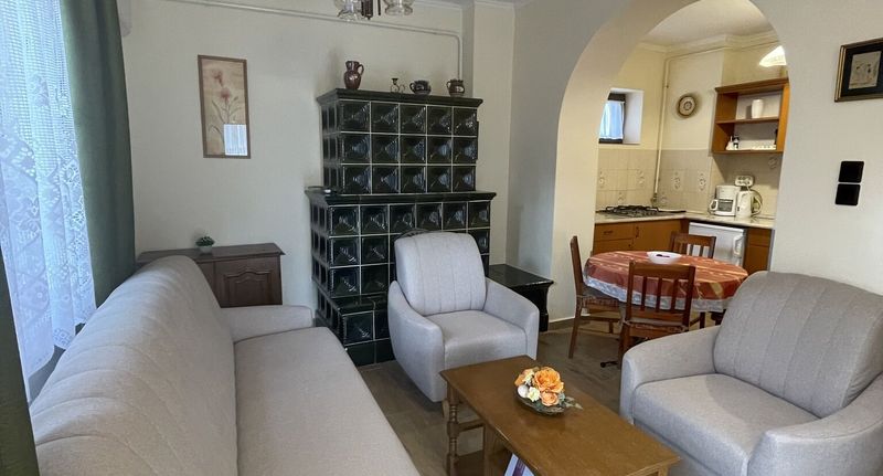 Rodinný Apartman s terasou pro 4 os. se 2 ložnicemi - Erika Apartmanházak Hévíz, foto 1