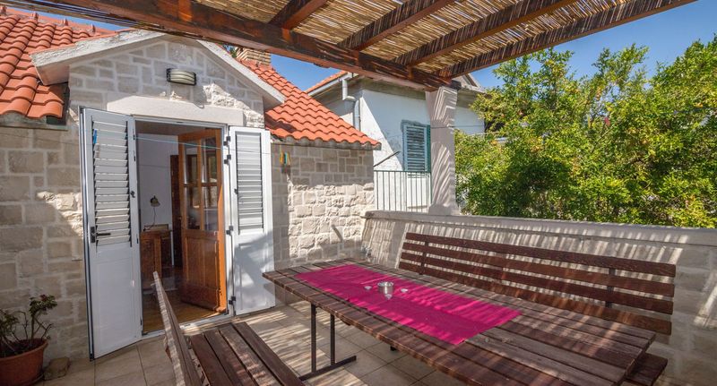 Rekreační dům (jako celek) pro 7 os. - House Sanda Kastel Novi, foto 1
