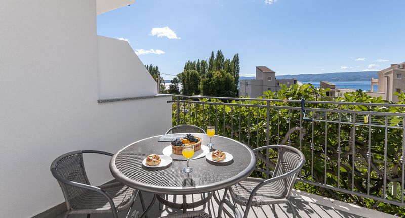 Apartman pro 3 os. se 2 ložnicemi - Apartments and Rooms Nikola Omis, foto 1