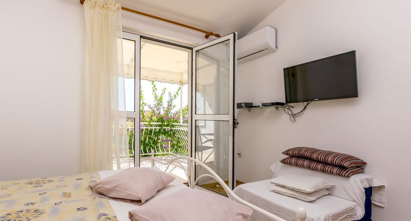 Apartman s manželskou postelí s 1 ložnicí - Apartments Berislav Rogoznica, foto 1