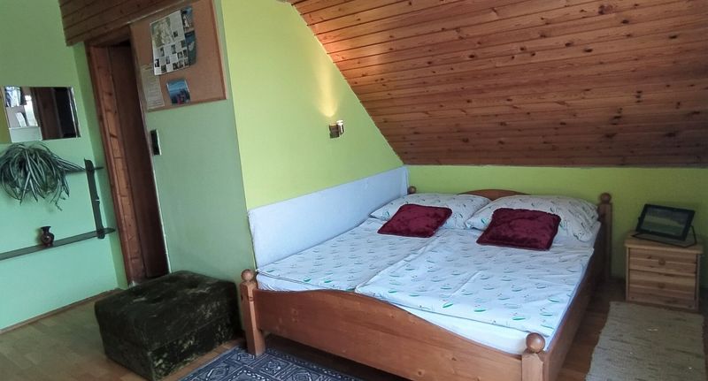 Apartman (jako celek) s balkónem pro 11 os. na poschodí - Ariol Vendégház Zamárdi, foto 1