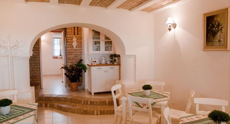 Apartman pro 3 os. s 1 ložnicí - Fehér Tehén Vendégház Szekszárd, foto 1