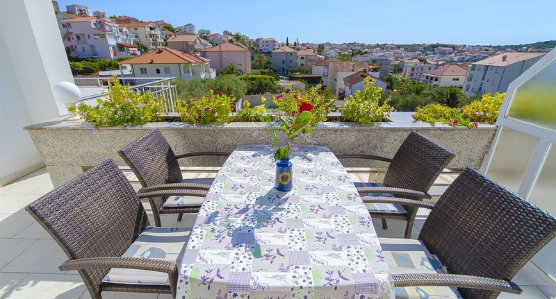 Apartman pro 5 os. se 2 ložnicemi - Apartments Maslina Okrug Gornji, foto 1