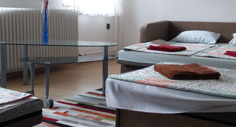 Rodinný Pokoj se společnou kuchyňkou pro 4 os. - Tünde Vendégház Eger, foto 1