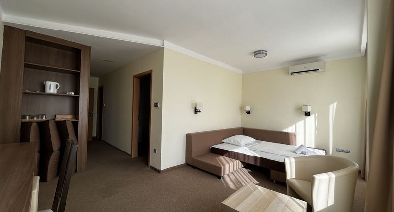 Apartman s balkónem tV s plochou obrazovkou pro 4 os. se 2 ložnicemi (s možností přistýlky) - Nereus Park Hotel Balatonalmádi, foto 1