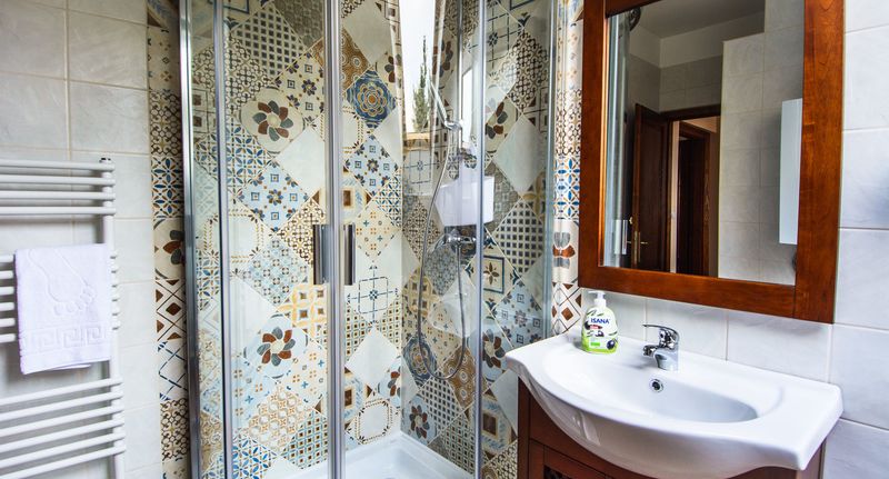 Romantik Apartman s klimatizací pro 4 os. se 2 ložnicemi - Toszkána Apartman Eger, foto 1
