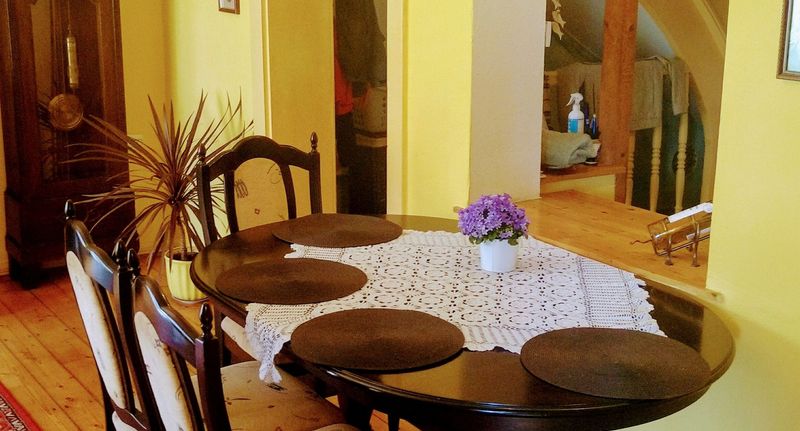 Komfort Apartman pro 4 os. se 2 ložnicemi s výhledem do zahrady (s možností přistýlky) - Apartament pod Cedrem Sobótka, foto 1