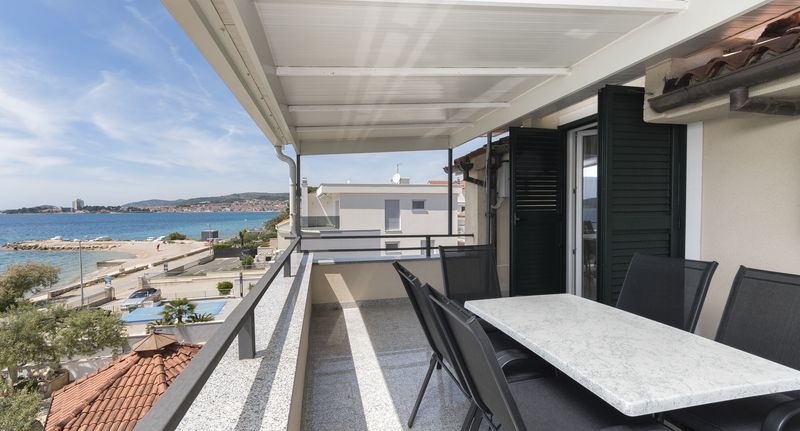 Apartman pro 5 os. se 3 ložnicemi - Apartments Ivan by the sea Vodice, foto 1