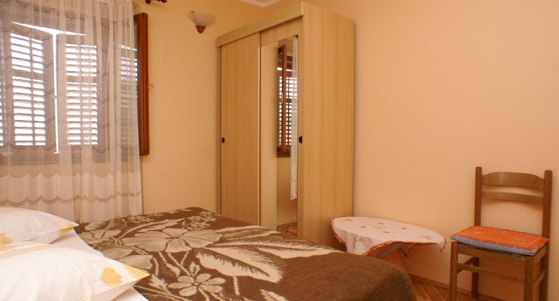 Apartman s klimatizací pro 5 os. s 1 ložnicí A-4511-a - Apartments By The Sea Trstenik, Pelješac - 4511 Trstenik, foto 1
